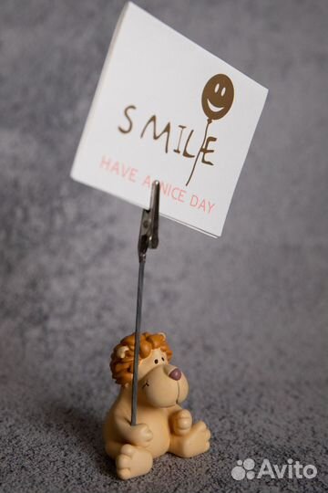 Фигурки животных (кот, лев) новые