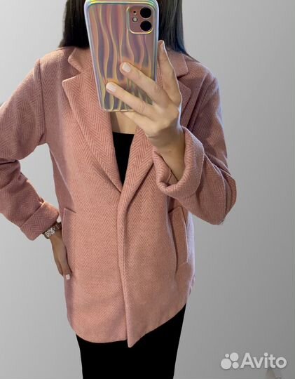 Пальто женское 42
