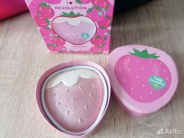 Хайлайтеры I heart revolution