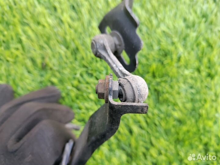 Датчик высоты дорожного просвета задний левый