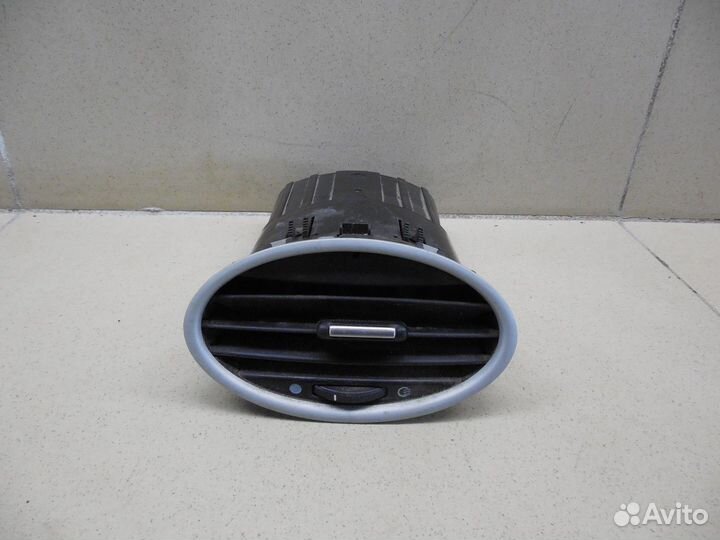 Дефлектор воздушный Focus II 2008-2011