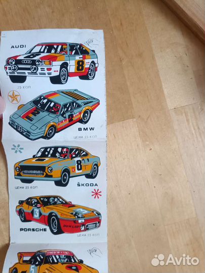 Старые наклейки моделей авто