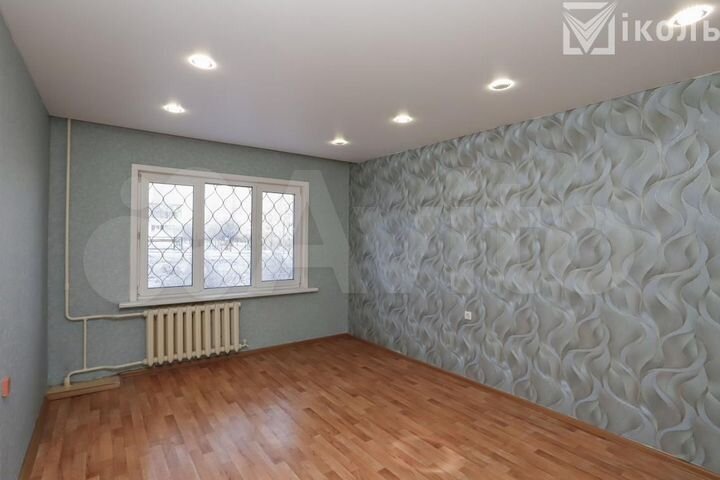 2-к. квартира, 56 м², 1/10 эт.