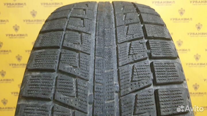 Bridgestone Blizzak Revo2 215/50 R17 91Q