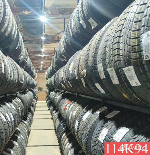Nokian Tyres Hakkapeliitta R 215/60 R16 99N