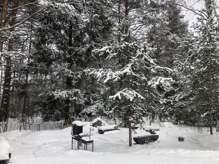 Дом 273 м² на участке 10 сот.