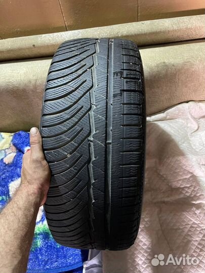 Zeta Alventi 235/40 R18