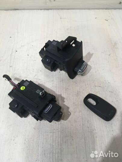 Замок зажигания Ауди А4 B8 8K0909131C