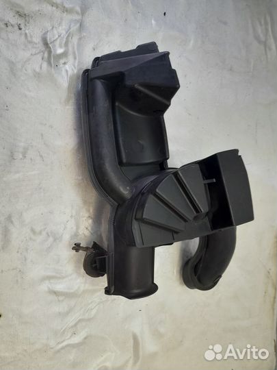 Резонатор воздушного фильтра Renault Megane