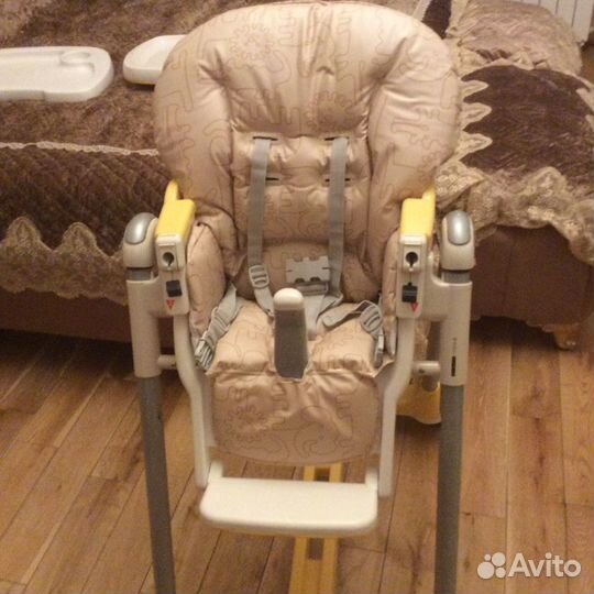 Стул для кормления