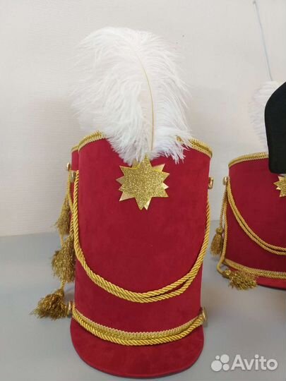 Гусарские киверы