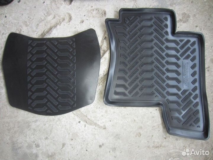 Коврики салона 3D Mitsubishi Pajero II правый руль