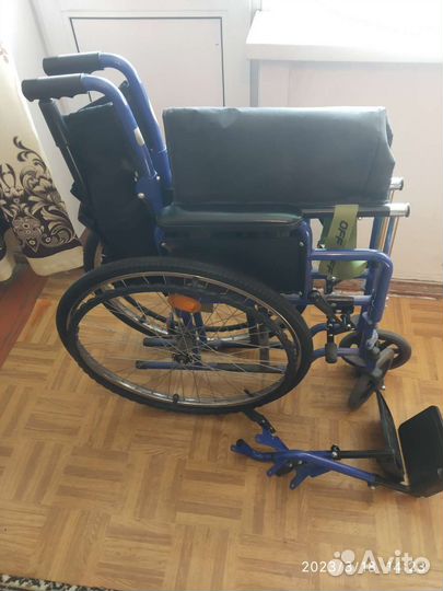 Инвалидная коляска складная б/у