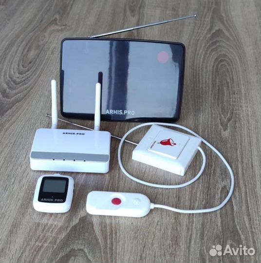 Палатная кнопка вызова персонала к больному