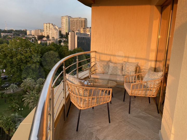 2-к. квартира, 73 м², 10/12 эт.