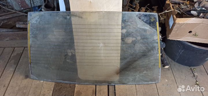 Заднее стекло ваз 2109