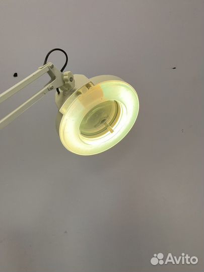 Лампа лупа напольная