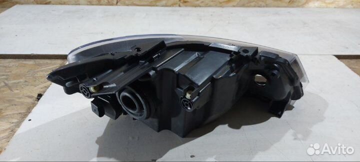 Фара галогеновая передняя левая Volkswagen Polo 5