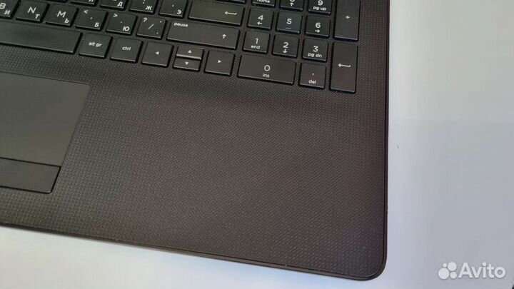 HP 15 A6-9220/8gb/Radeon 2GB/ssd240/FullHD