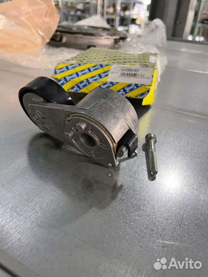 Ролик ремня грм