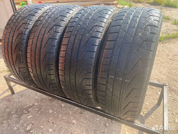Pirelli Winter 210 SnowControl Serie II 235/50 R19