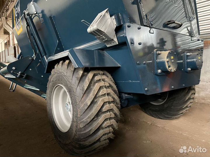 Кормораздатчик Уния-Центр NewMIX HR 12, 2023