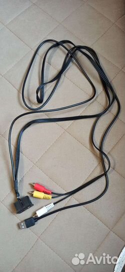 Кнопка авто с AUX3,5мм. USB разъемом, 3 RCA кабель