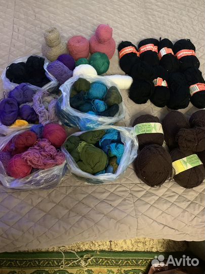 Пряжа для вязания разная