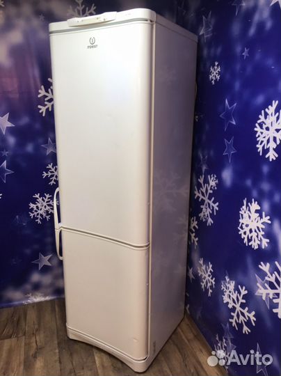 Холодильник 1. 85. Рабочий