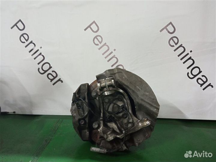 Ступица (кулак, цапфа) передняя левая Bmw 745I E65