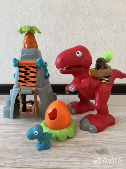 Игровой набор ELC Планета динозавров