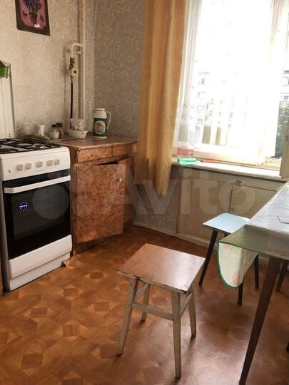 2-к. квартира, 46 м², 3/3 эт.