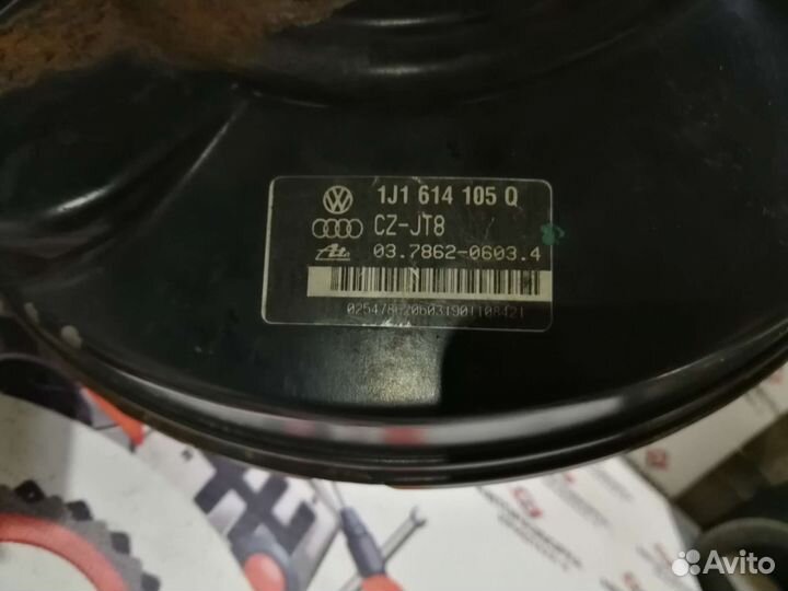 Вакуумный усилитель тормозов Volkswagen Golf-4