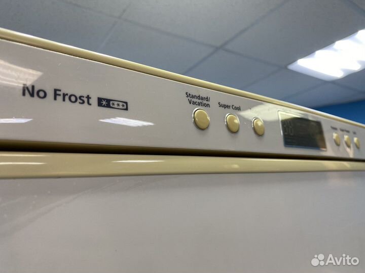 Холодильник Samsung / Гарантия / Доставка