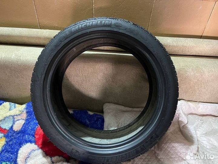 Zeta Alventi 235/40 R18