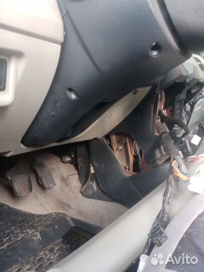 Кожух рулевой колонки Nissan Primera Р12