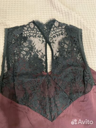 Платье миди в бельевом стиле