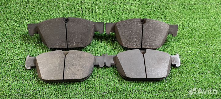 Вольво XC90 колодки передние 2015- 31665288
