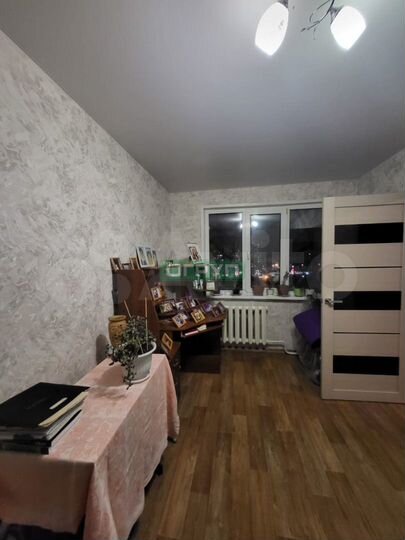3-к. квартира, 60 м², 5/5 эт.