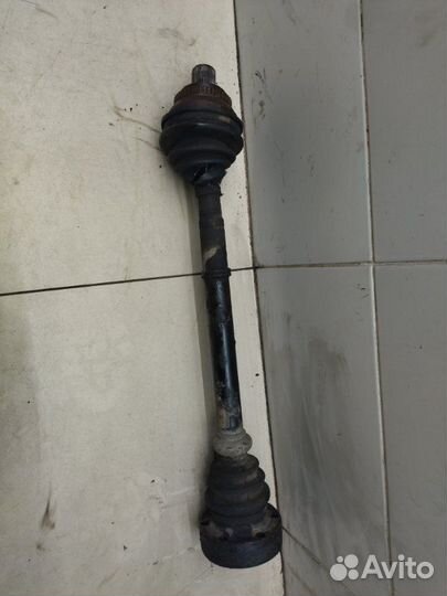 Полуось привод передний левый Audi 100 avant C4