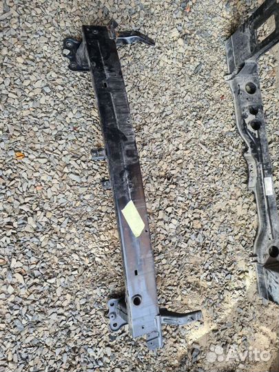 Телевизор Hyundai Tucson