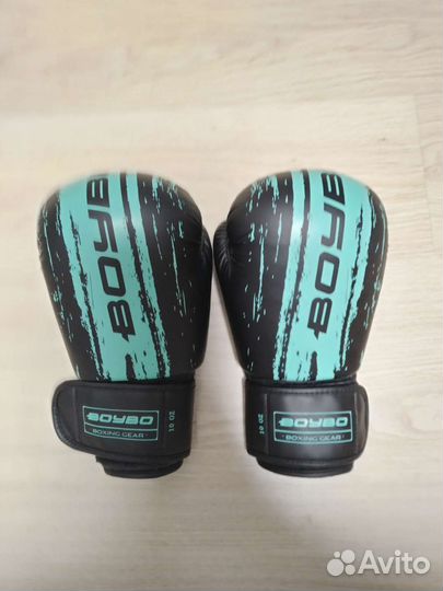 Боксерские перчатки