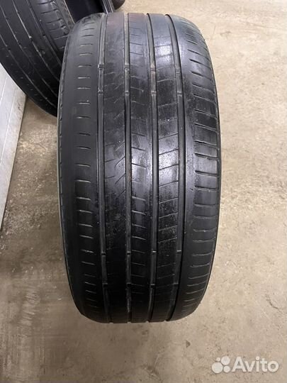 Bridgestone Alenza 001 285/45 R22