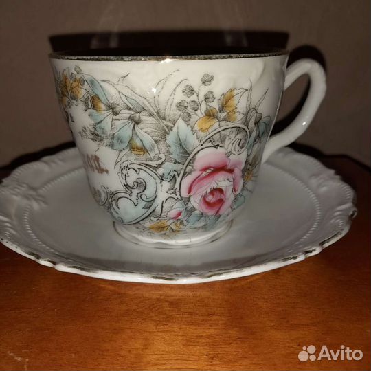 Чашка антикварная Der Hausfrau