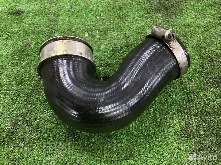 Патрубок интеркуллера vw passat b5 1.8t