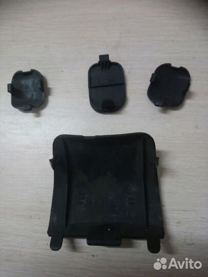 Заглушка Nissan Cube