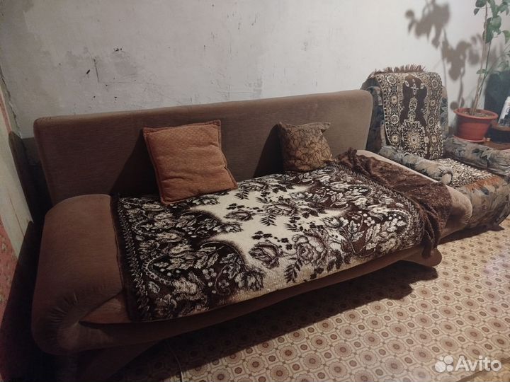 Диван+2 кресла бу