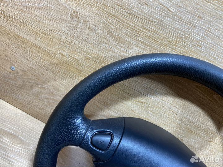 Руль пластиковый Land Rover Freelander 1 120400