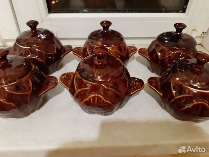 Набор глиняных горшочков