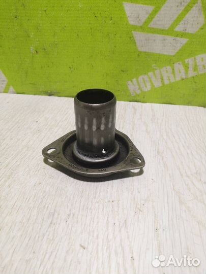 Втулка направляющая выжимного подшипника Ауди А4